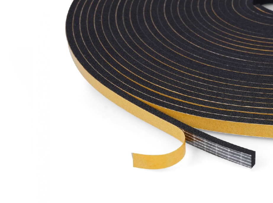 PERFIL ESPONJOSO COM ADESIVO